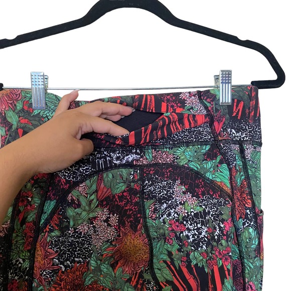 Lululemon Time To Sweat Crop *23" Zen Garden Multi sz 8 - Picture 7 of 10